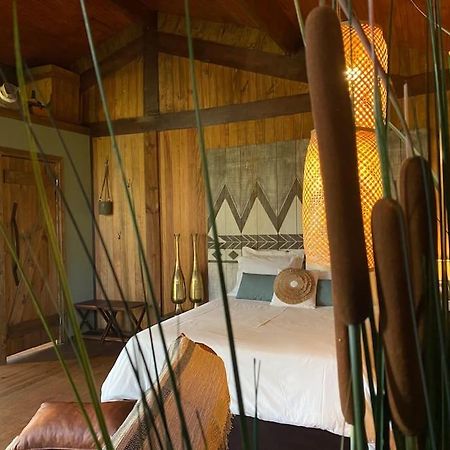 Pine Lodge - Direct Train To Porto Валонгу Экстерьер фото